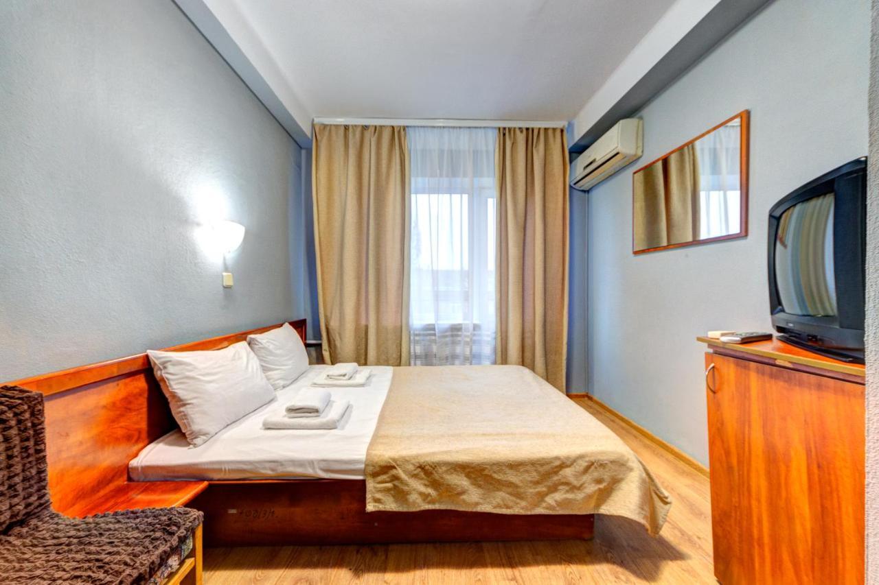 Hotel 7F Kyiv Exterior foto