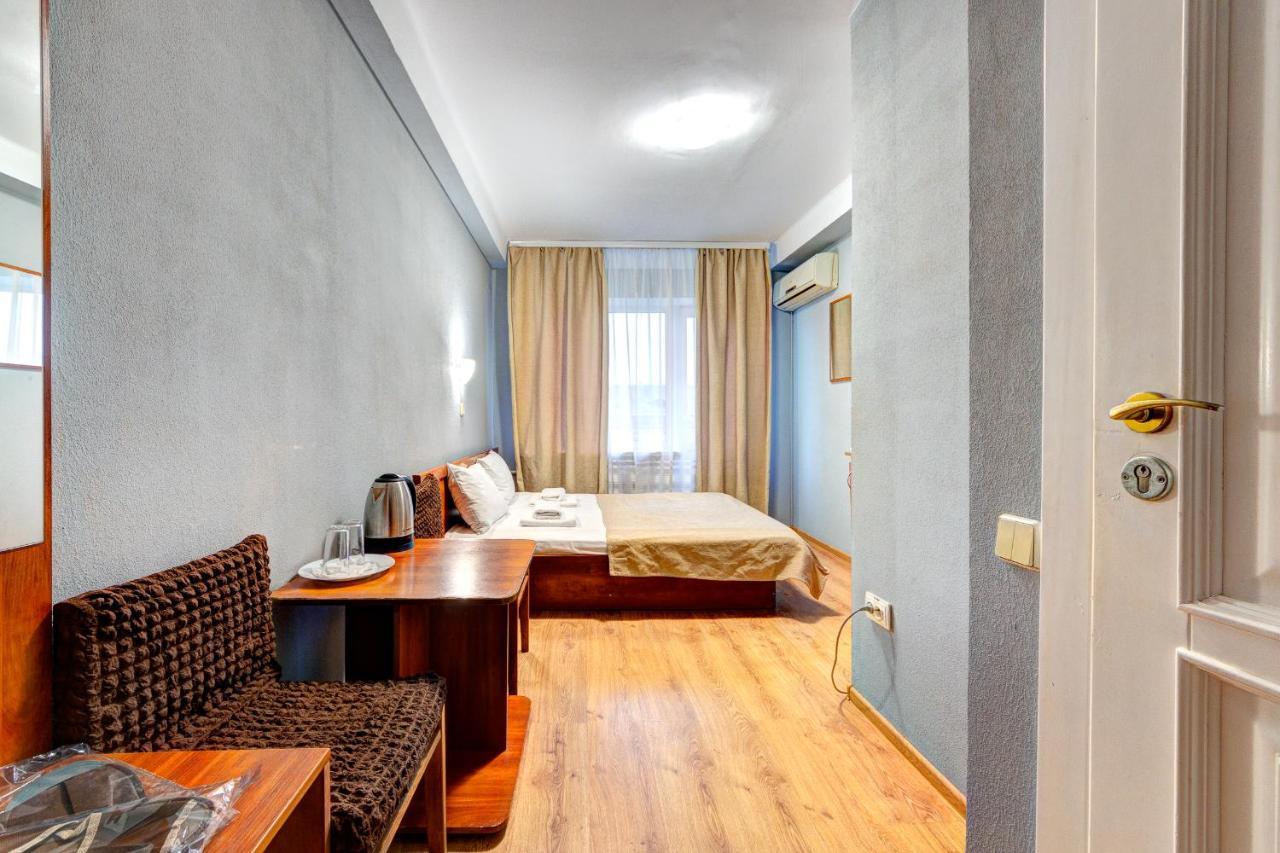 Hotel 7F Kyiv Exterior foto